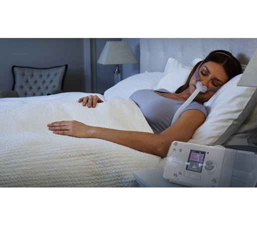 resmed-autoset-cpap-for-her-in-bed